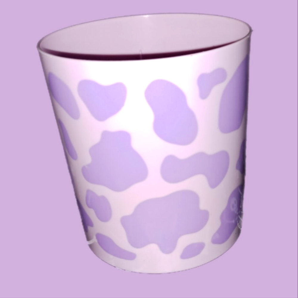 Makeup brush holder
